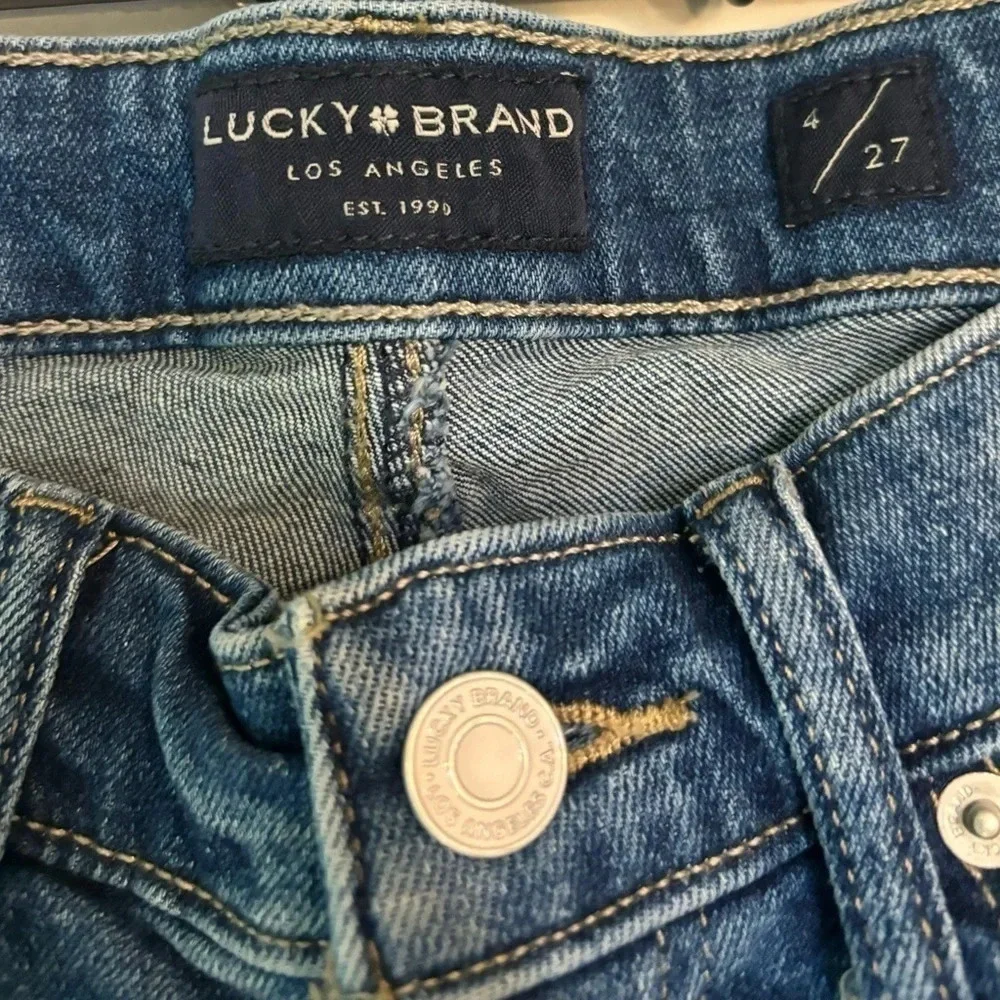 Lucky Brand Womens Sweet Crop Sz 4/27 Medium Wash Stretch‎ Mid Rise Straight Leg